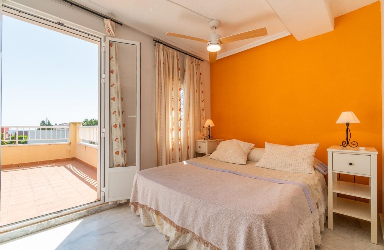 Resale - Villa - Torrevieja - La Mata
