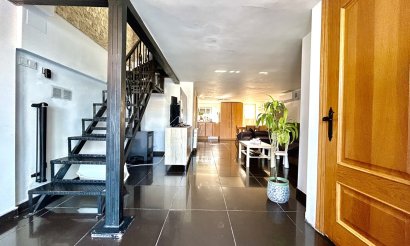 Resale - Townhouse - Los Balcones