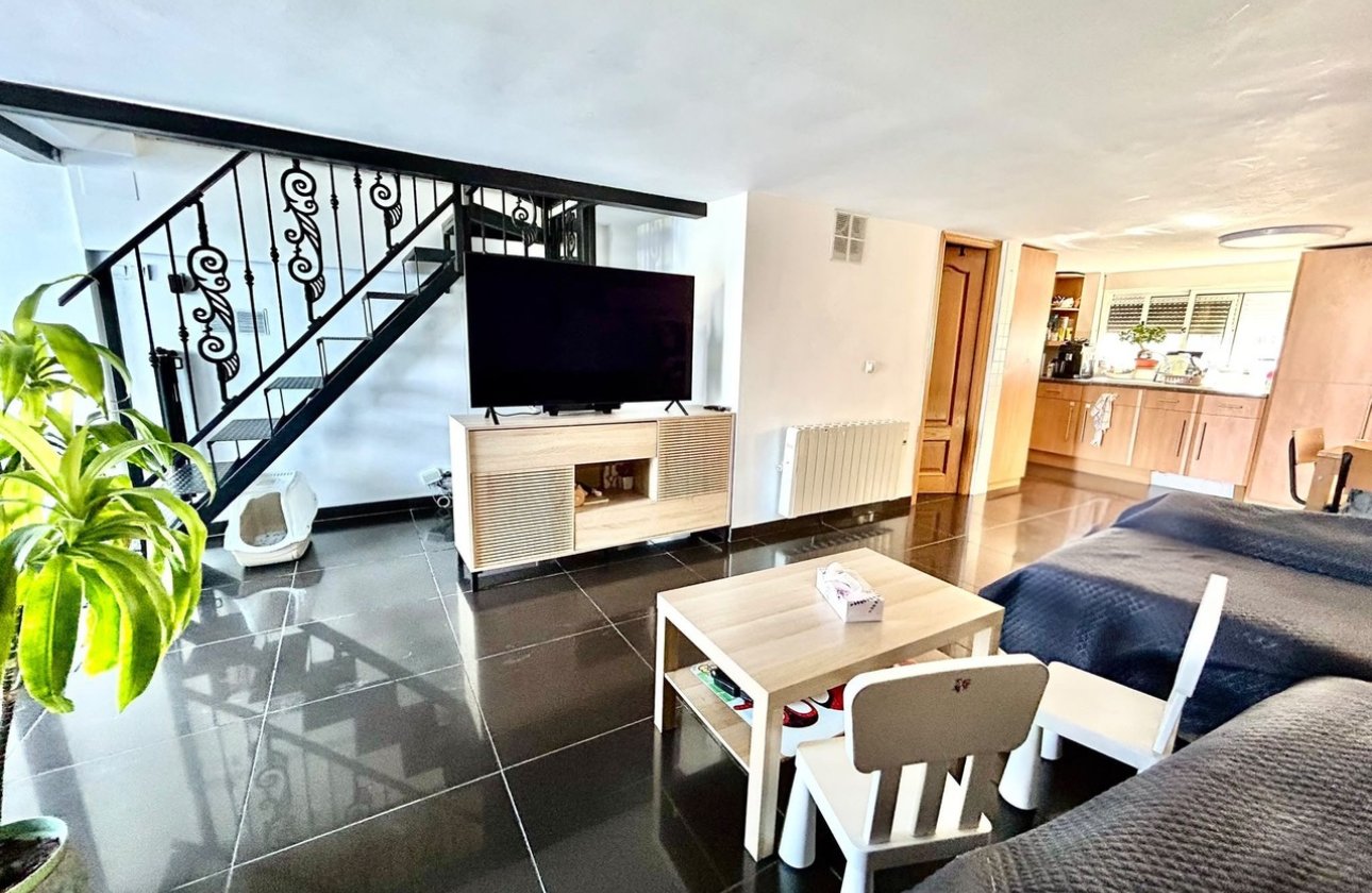 Resale - Townhouse - Los Balcones