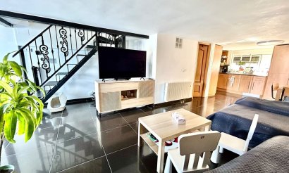 Resale - Townhouse - Los Balcones