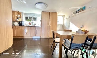 Resale - Townhouse - Los Balcones
