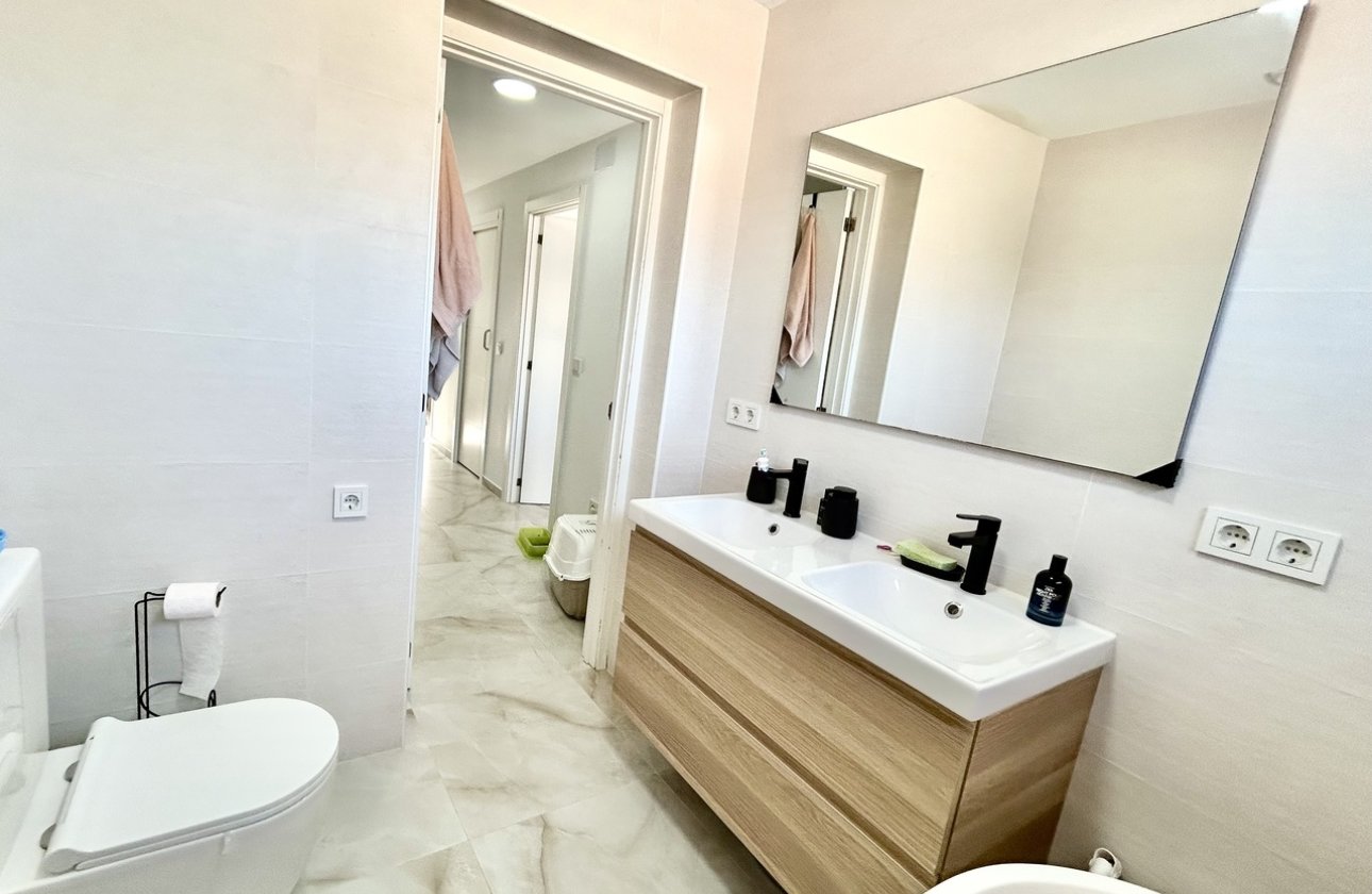 Resale - Townhouse - Los Balcones
