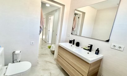 Resale - Townhouse - Los Balcones