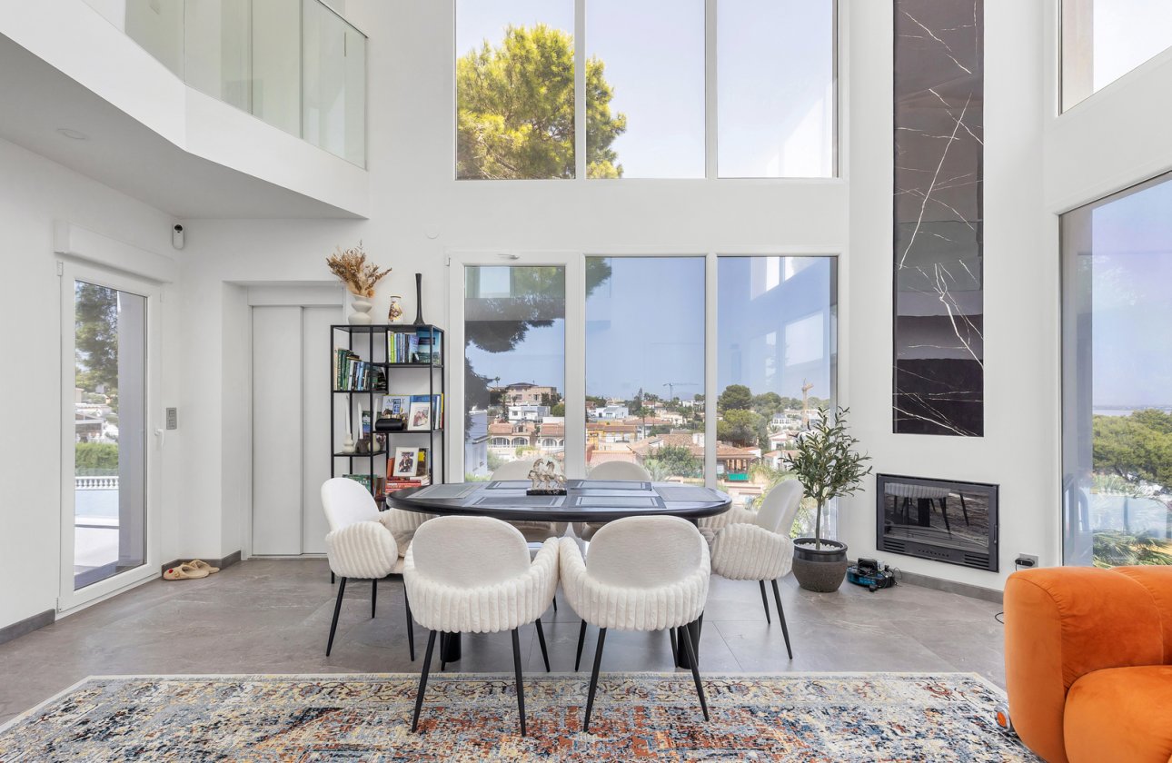 Reventa - Villa - Torrevieja - Los Balcones