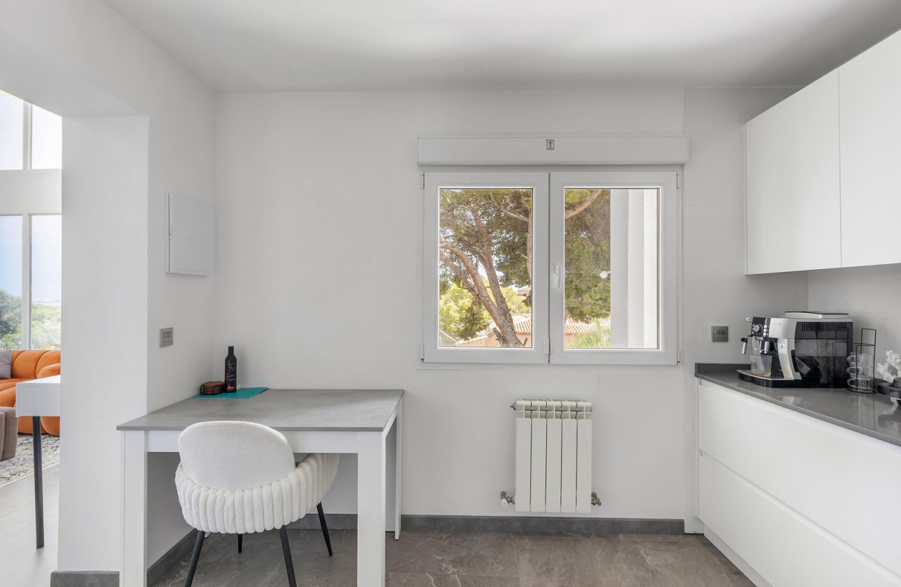 Reventa - Villa - Torrevieja - Los Balcones