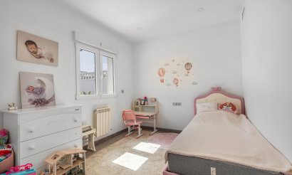 Reventa - Villa - Torrevieja - Los Balcones