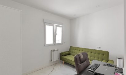 Reventa - Villa - Torrevieja - Los Balcones