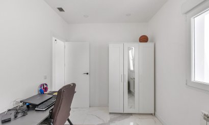 Reventa - Villa - Torrevieja - Los Balcones