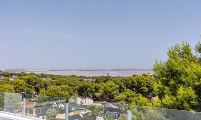 Reventa - Villa - Torrevieja - Los Balcones