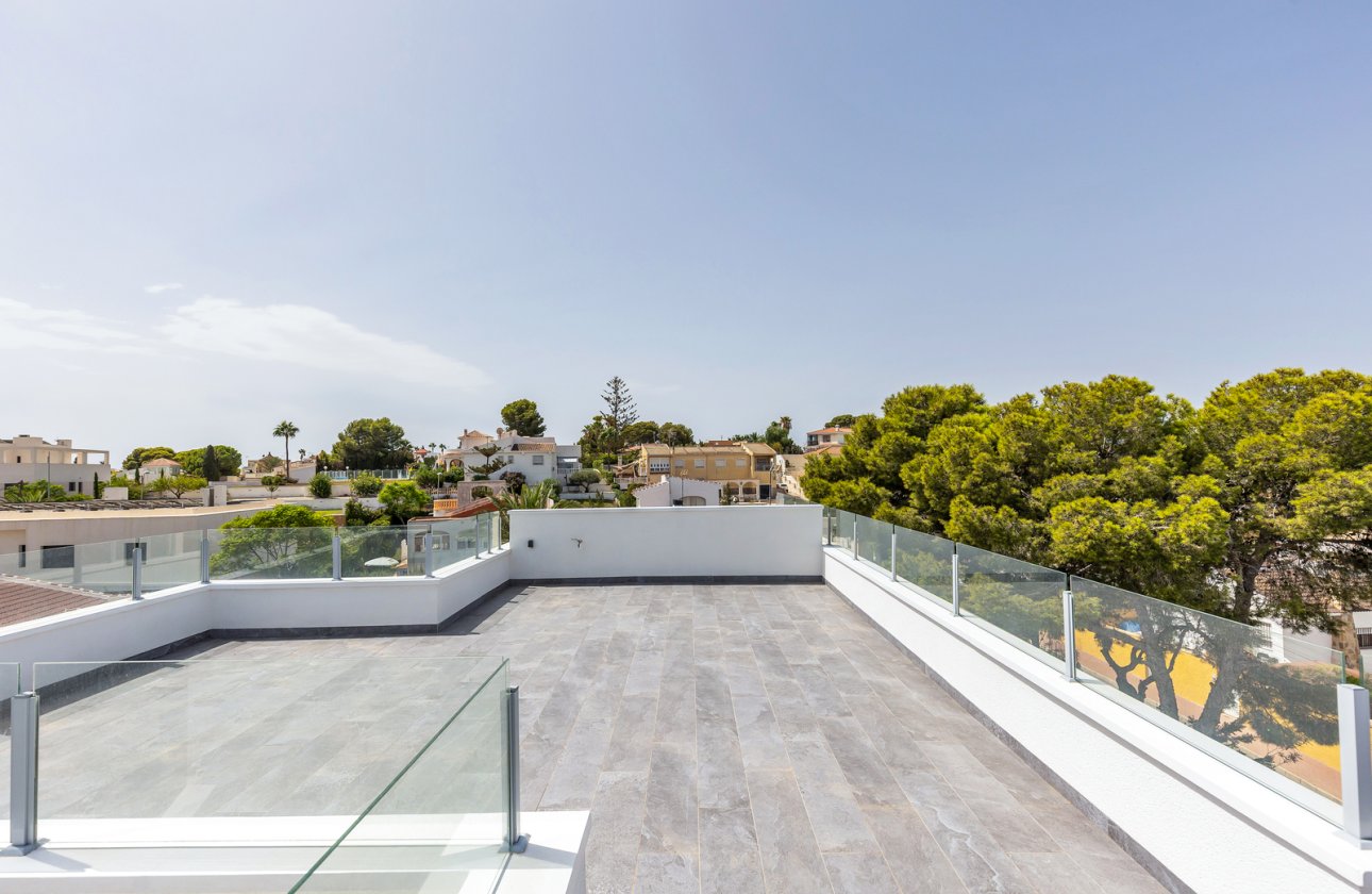 Reventa - Villa - Torrevieja - Los Balcones