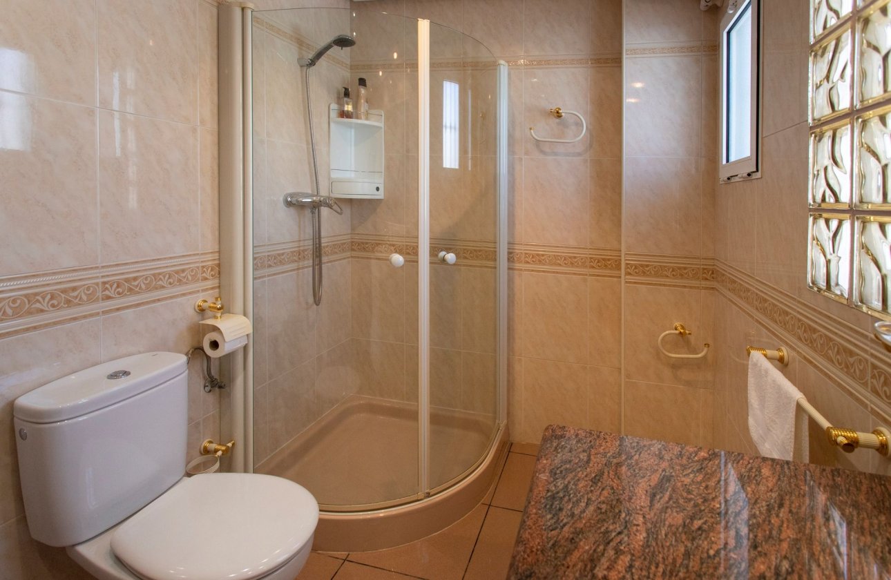 Reventa - Villa - Torrevieja