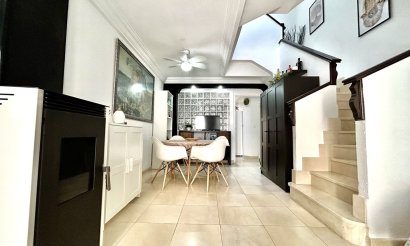 Revente - Maison de ville - Heredades