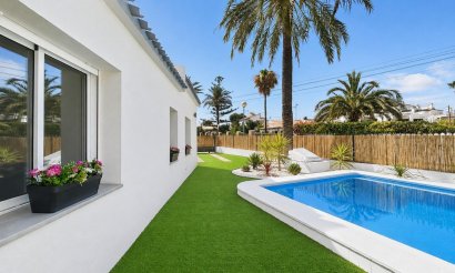 Resale - Townhouse - Orihuela Costa - Punta Prima