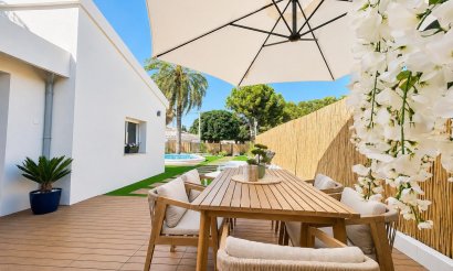 Resale - Townhouse - Orihuela Costa - Punta Prima