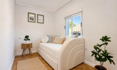 Resale - Townhouse - Orihuela Costa - Punta Prima