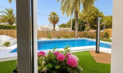Resale - Townhouse - Orihuela Costa - Punta Prima