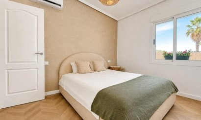 Resale - Townhouse - Orihuela Costa - Punta Prima