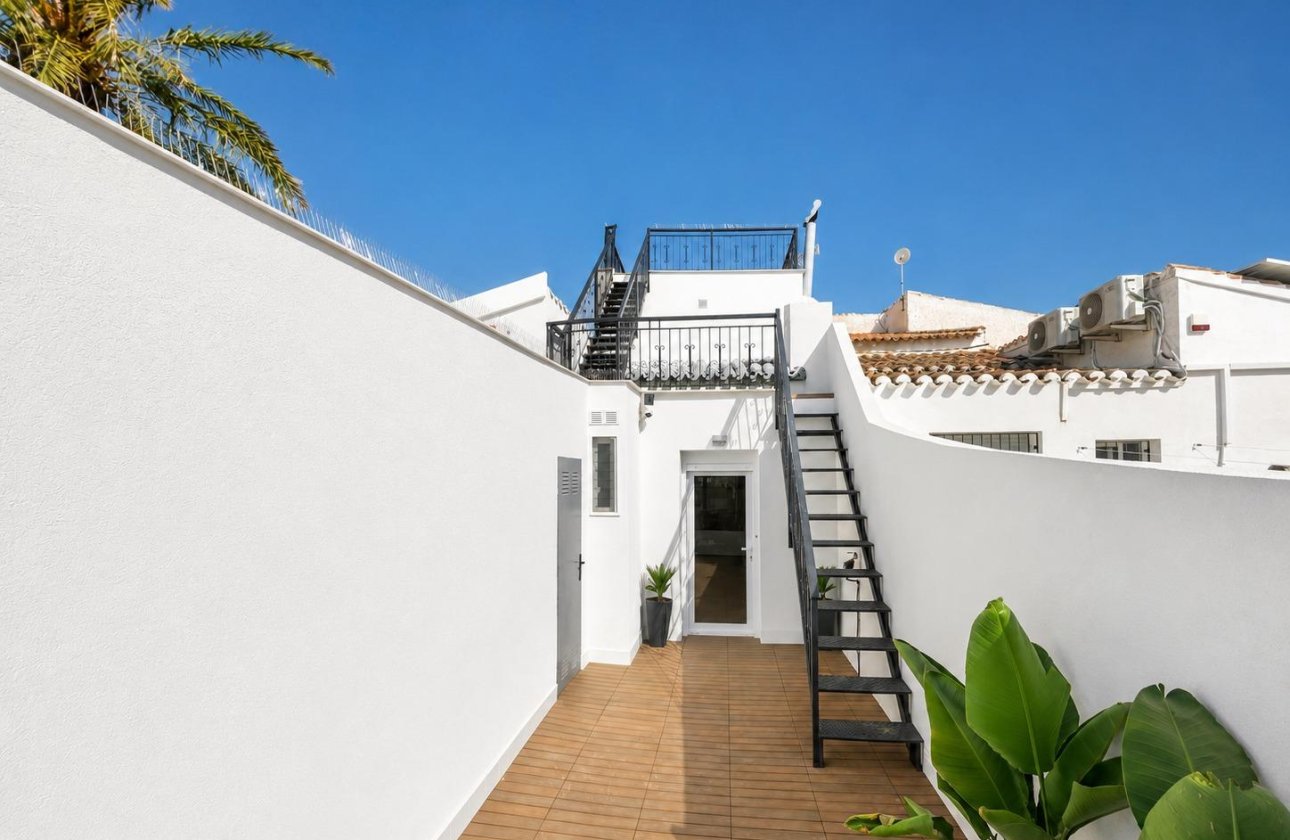 Resale - Townhouse - Orihuela Costa - Punta Prima