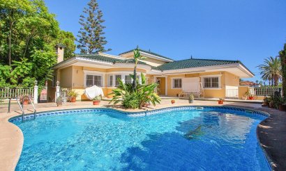 Resale - Villa - Torrevieja - Torreta florida