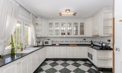 Resale - Villa - Torrevieja - Torreta florida