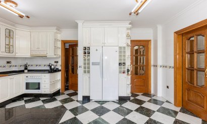 Resale - Villa - Torrevieja - Torreta florida