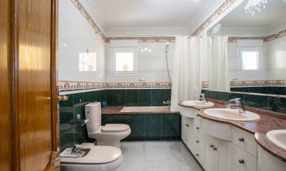Resale - Villa - Torrevieja - Torreta florida