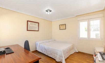 Resale - Villa - Torrevieja - Torreta florida