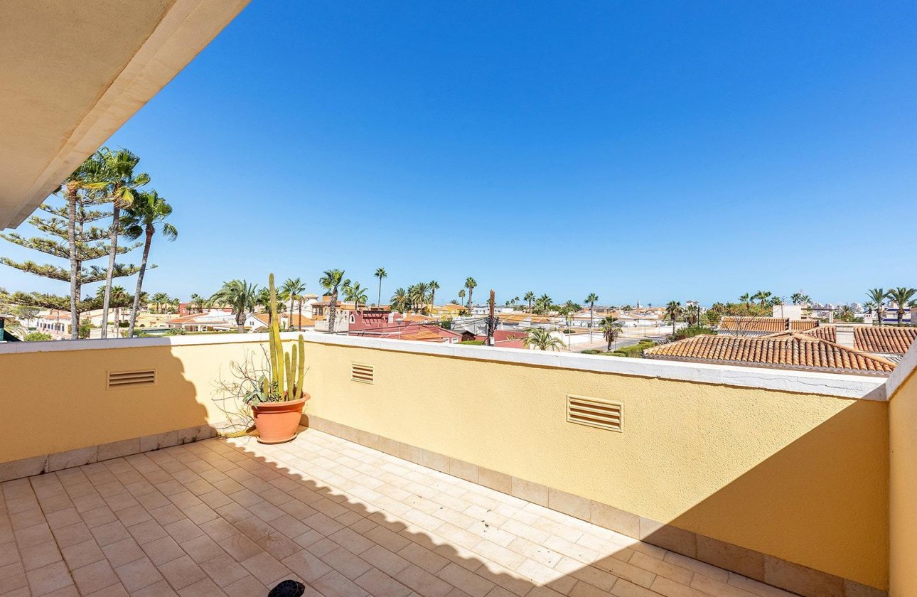 Resale - Villa - Torrevieja - Torreta florida