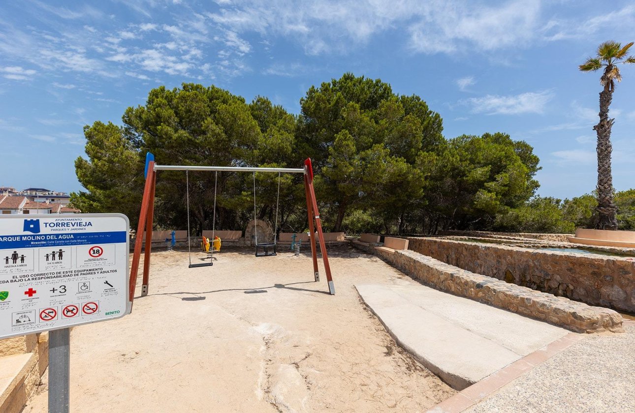 Resale - Townhouse - Torrevieja - La Mata