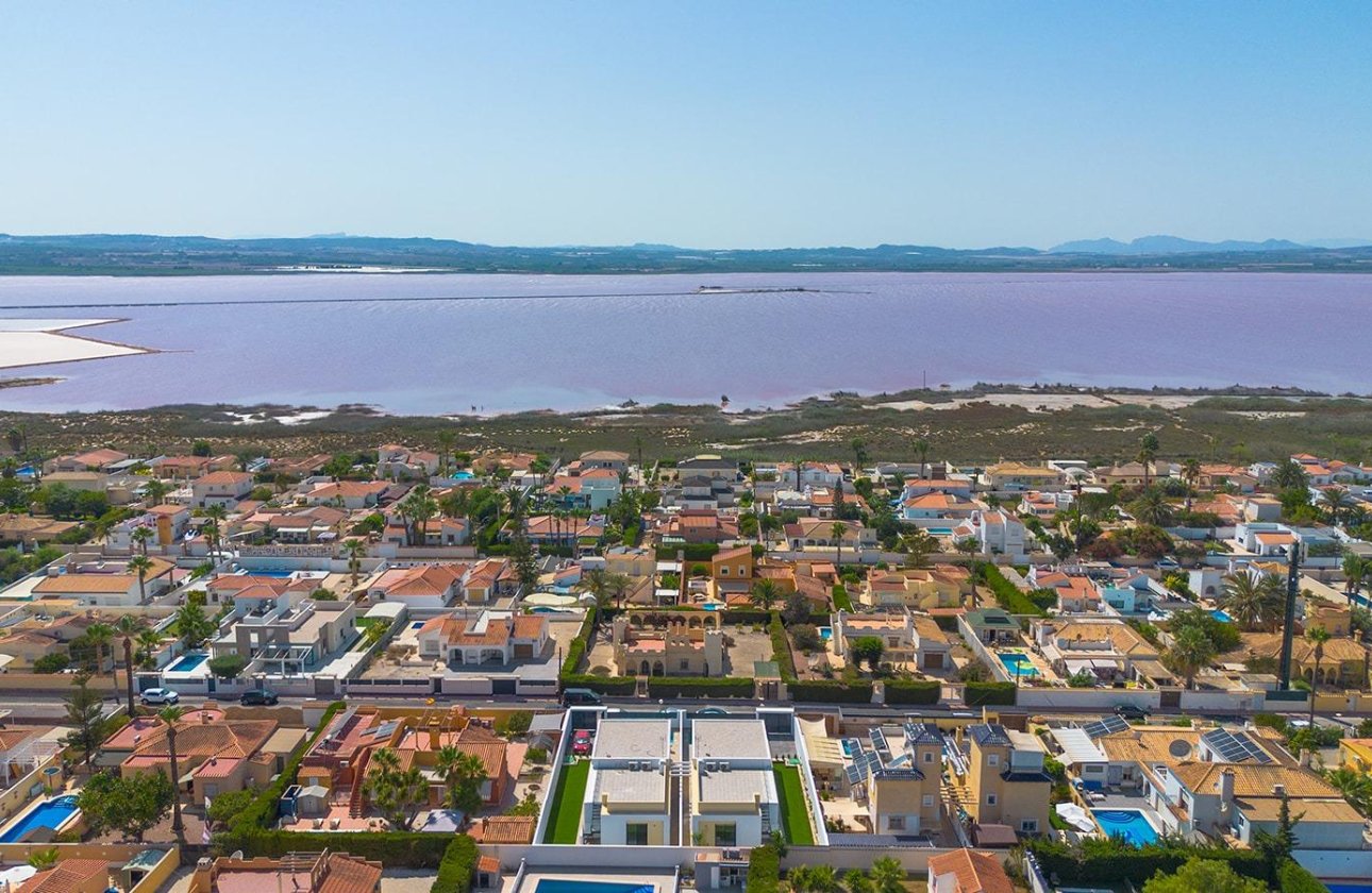 Resale - Villa - Torrevieja - Los Balcones - Los Altos del Edén