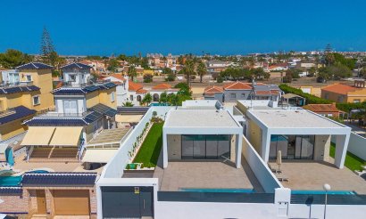 Resale - Villa - Torrevieja - Los Balcones - Los Altos del Edén