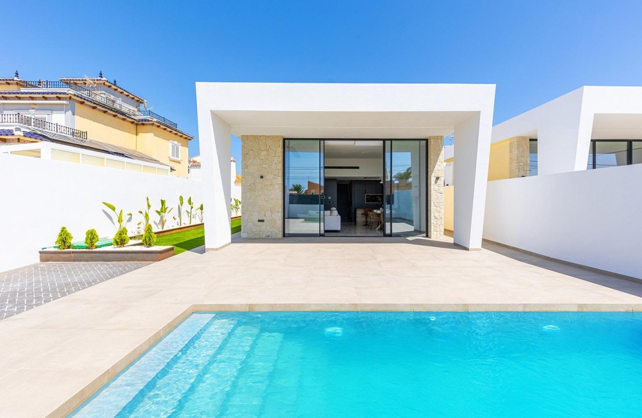 Resale - Villa - Torrevieja - Los Balcones - Los Altos del Edén