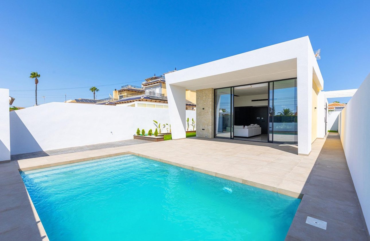 Resale - Villa - Torrevieja - Los Balcones - Los Altos del Edén