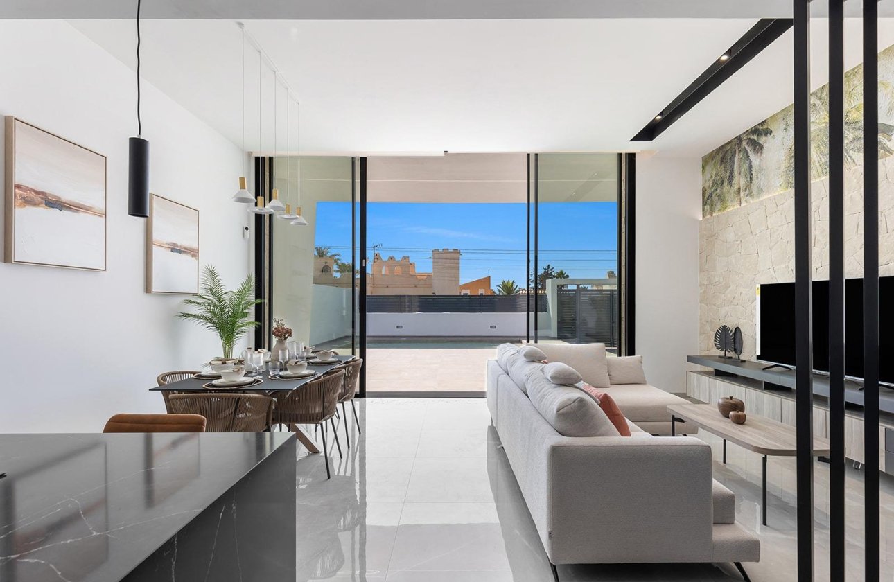 Resale - Villa - Torrevieja - Los Balcones - Los Altos del Edén