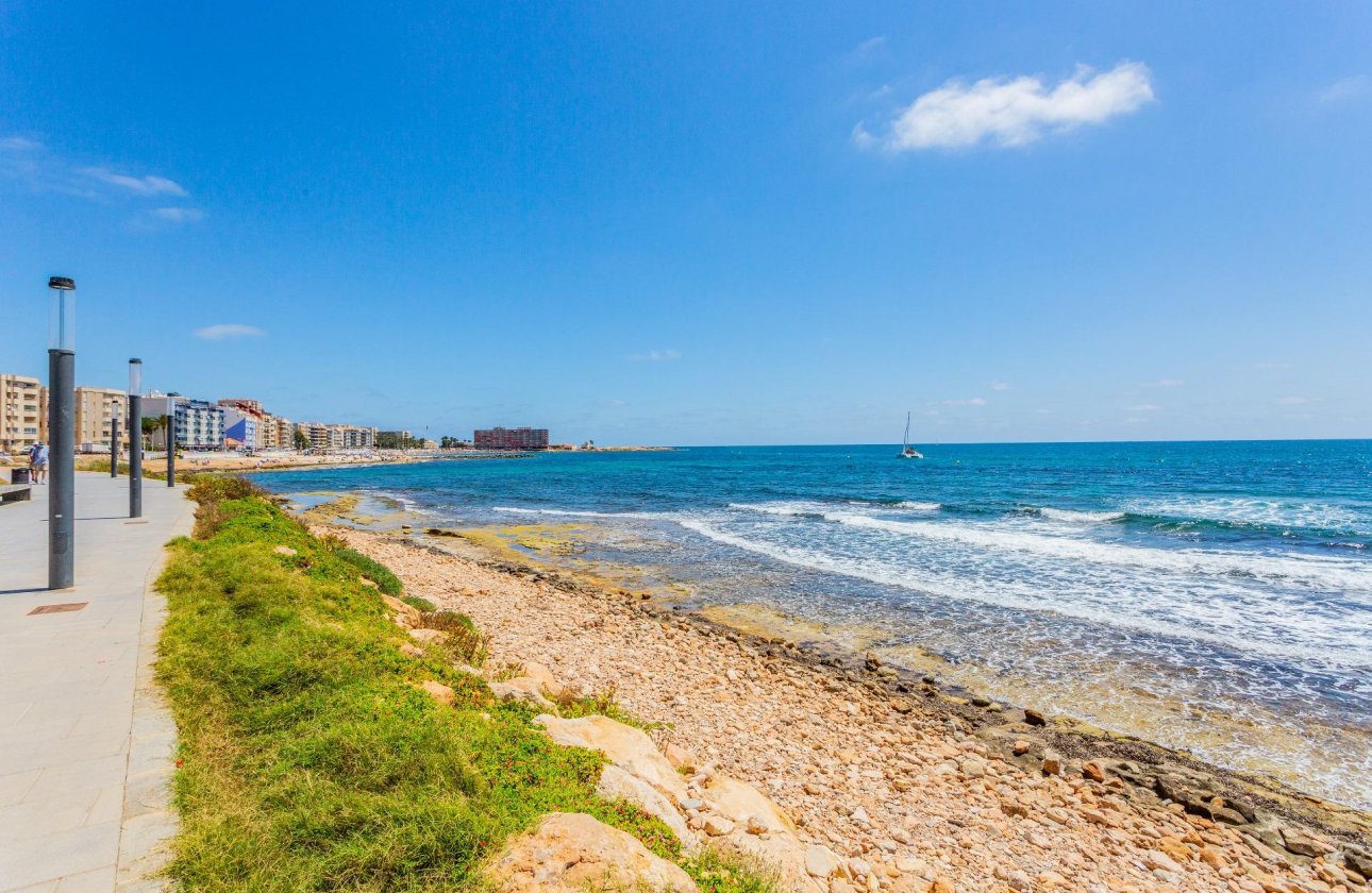 Resale - Townhouse - Torrevieja - Aguas Nuevas