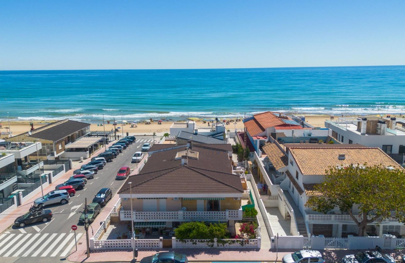 Resale - Bungalow - Torrevieja - Los Europeos