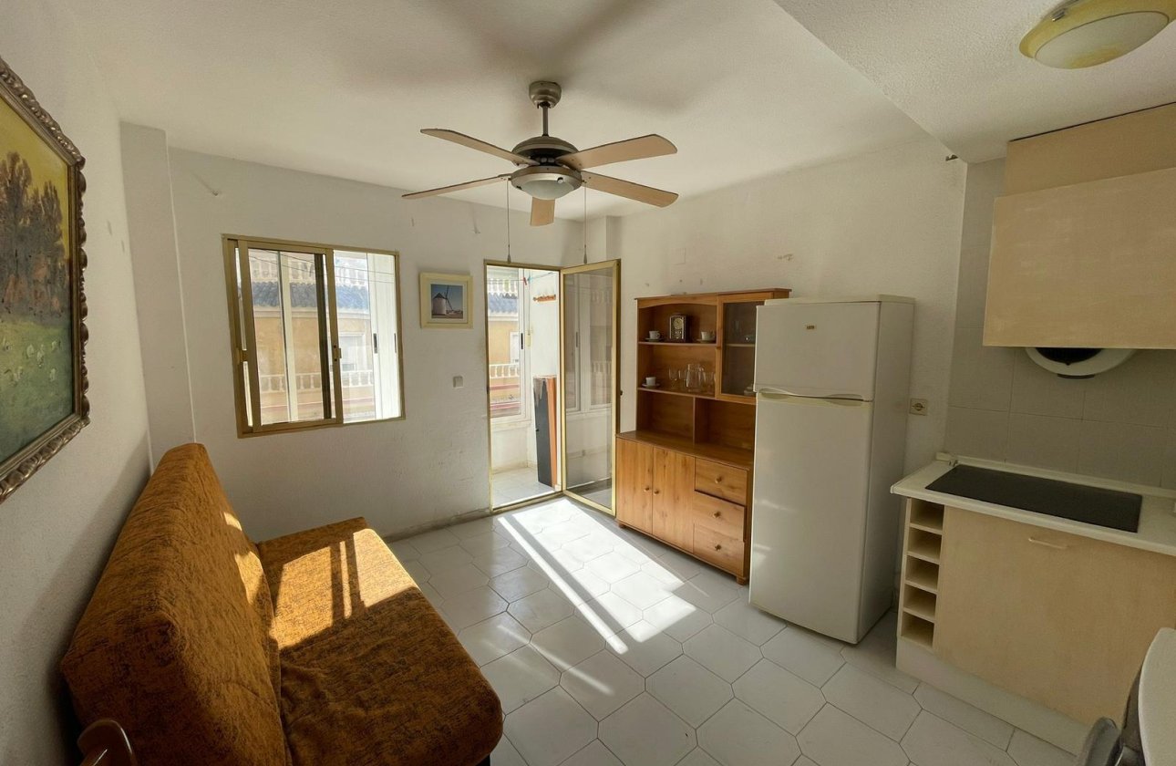 Resale - Studio - Torrevieja - Centro