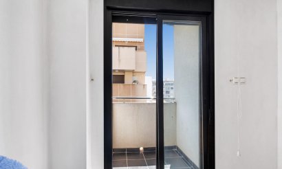 Resale - Apartment / flat - Torrevieja - torrevieja