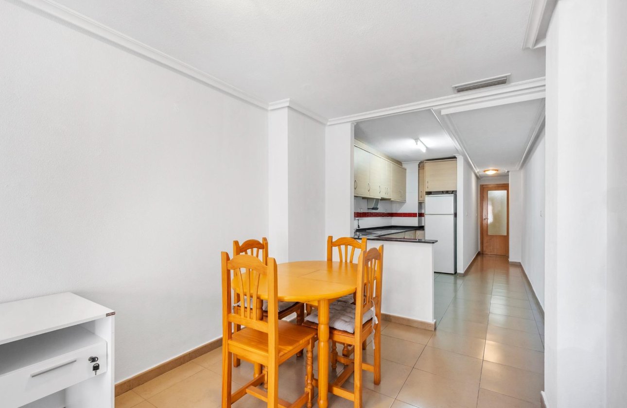 Resale - Apartment / flat - Torrevieja - torrevieja