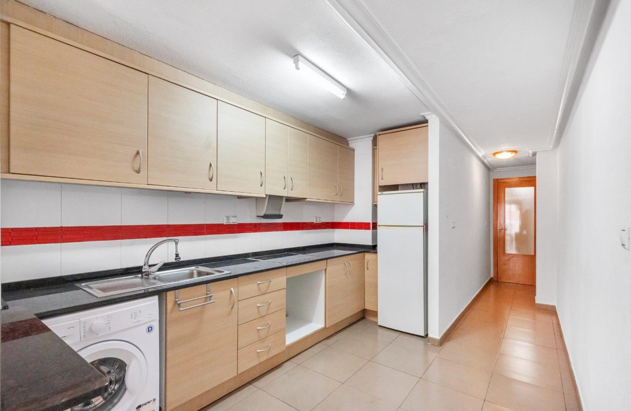 Resale - Apartment / flat - Torrevieja - torrevieja
