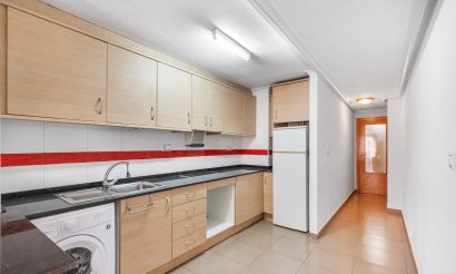 Resale - Apartment / flat - Torrevieja - torrevieja