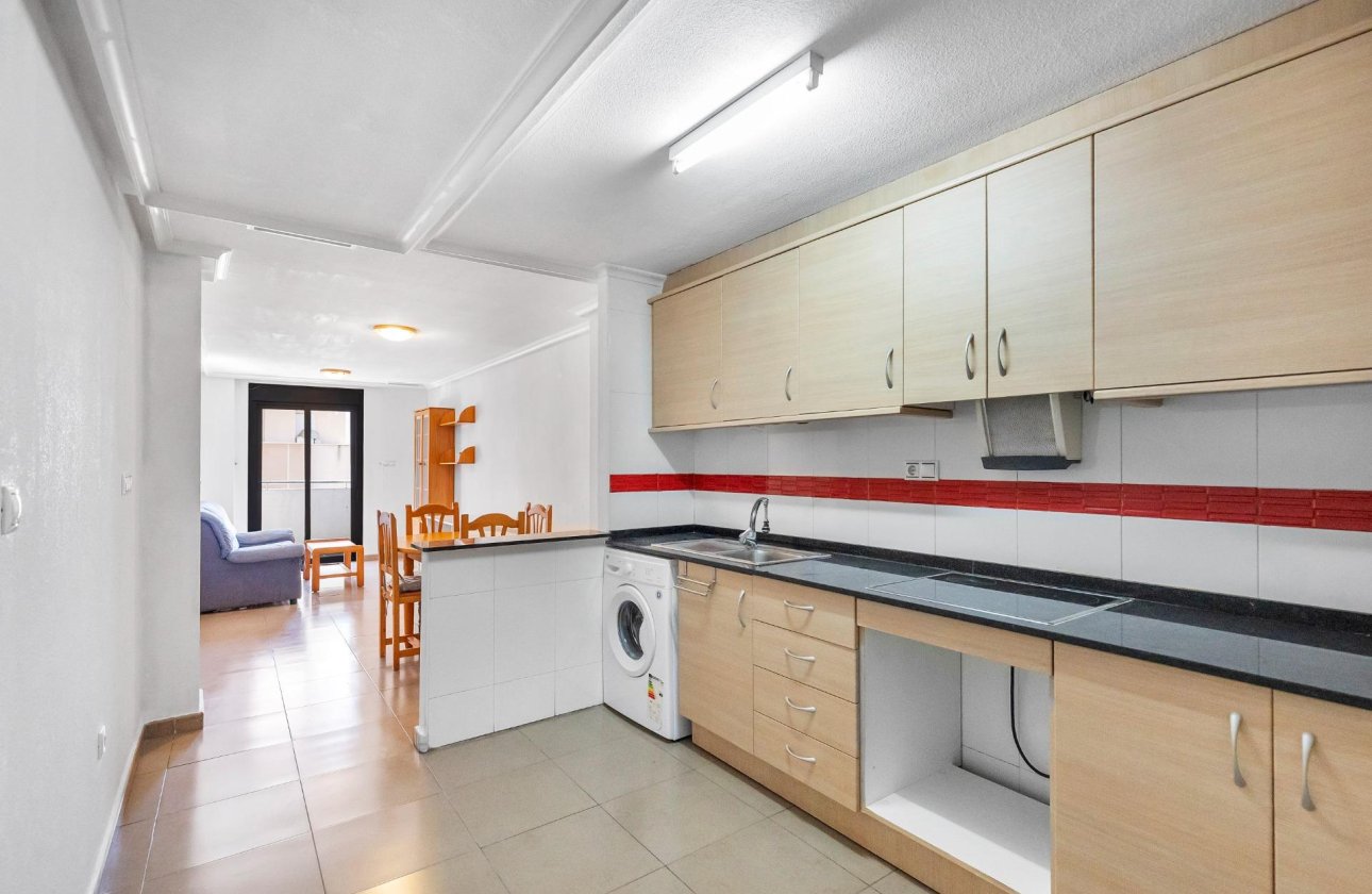 Resale - Apartment / flat - Torrevieja - torrevieja