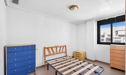 Resale - Apartment / flat - Torrevieja - torrevieja
