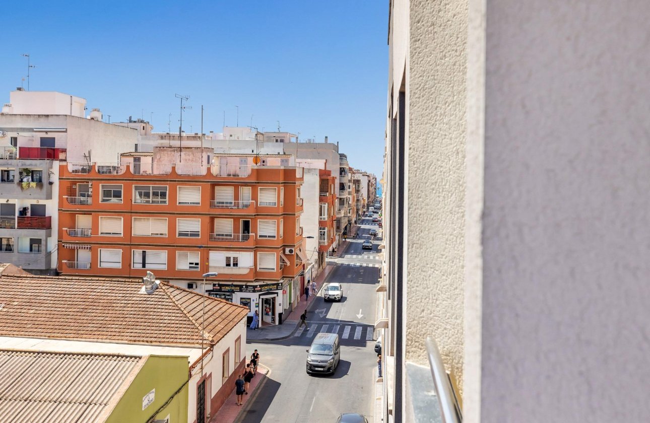 Resale - Apartment / flat - Torrevieja - torrevieja