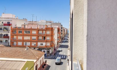 Resale - Apartment / flat - Torrevieja - torrevieja