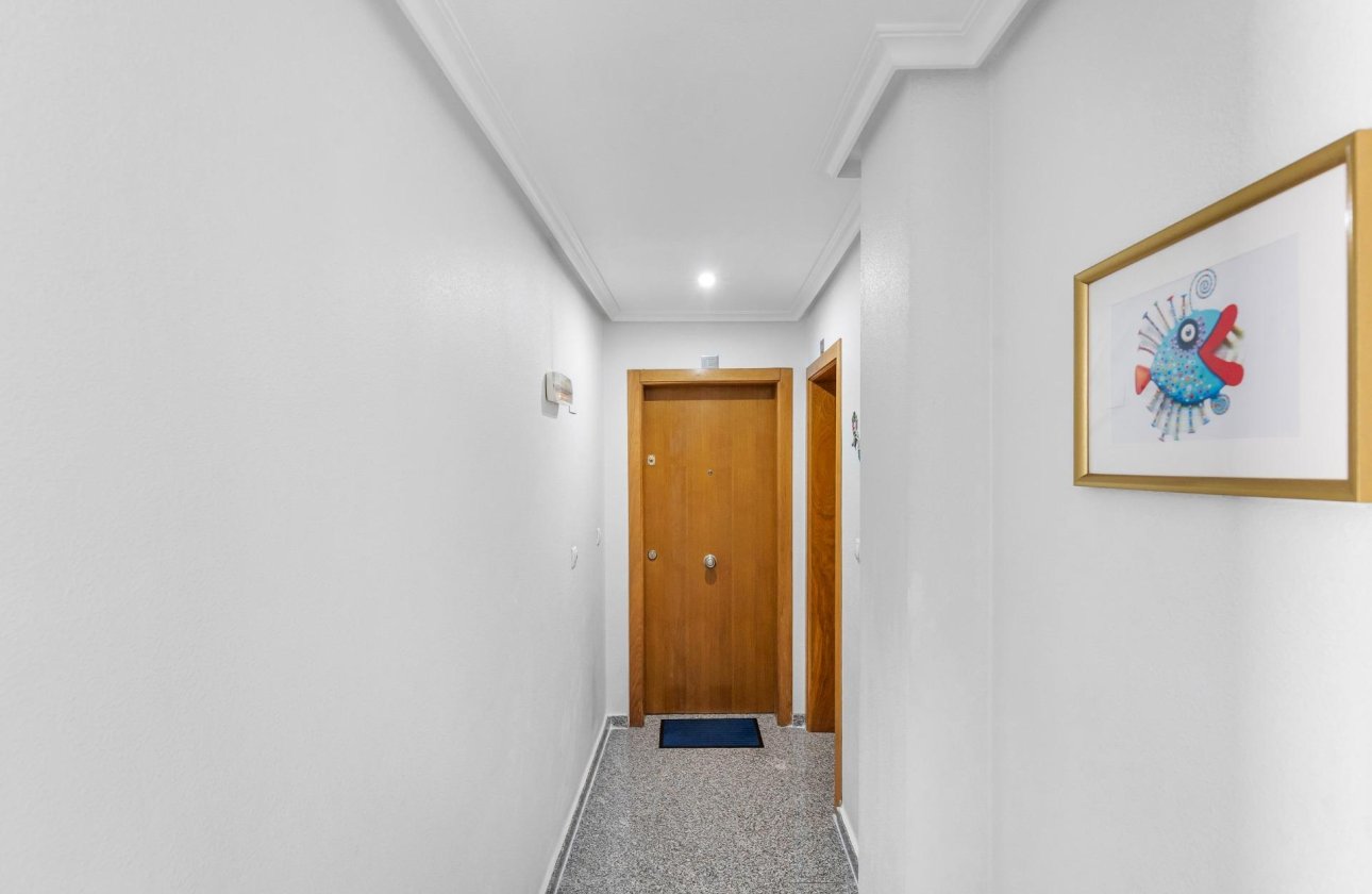 Resale - Apartment / flat - Torrevieja - torrevieja