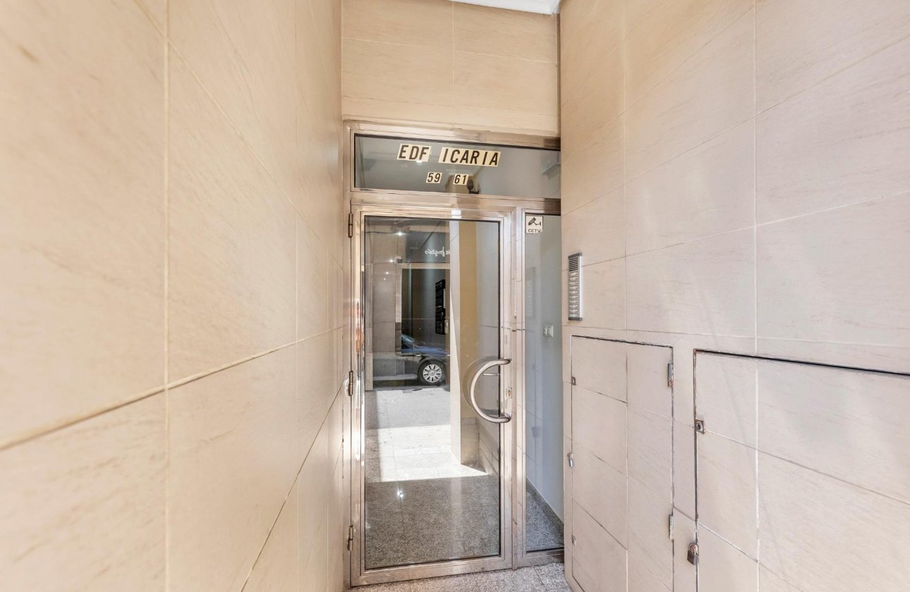 Resale - Apartment / flat - Torrevieja - torrevieja
