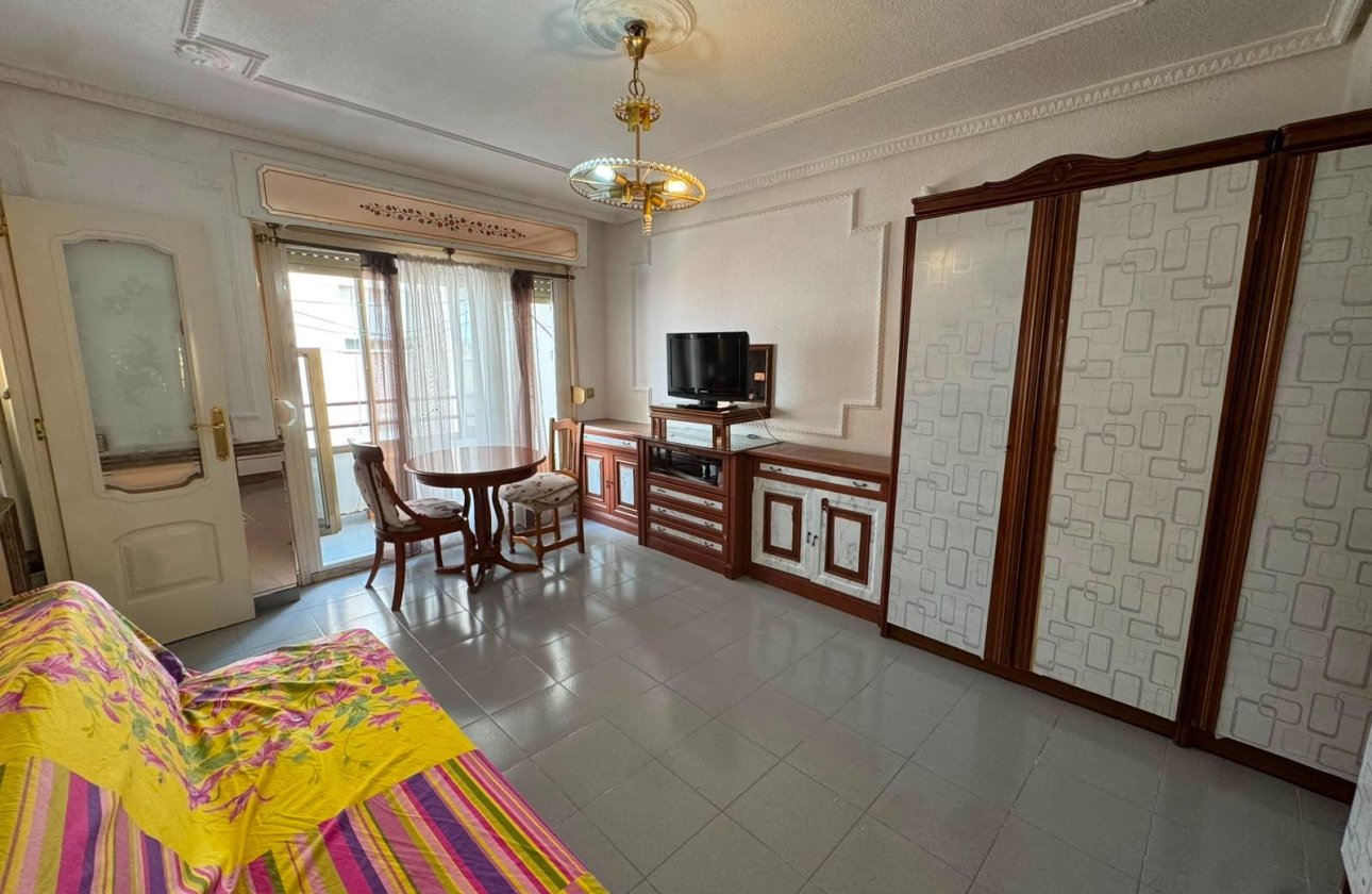 Resale - Studio - Torrevieja - Centro