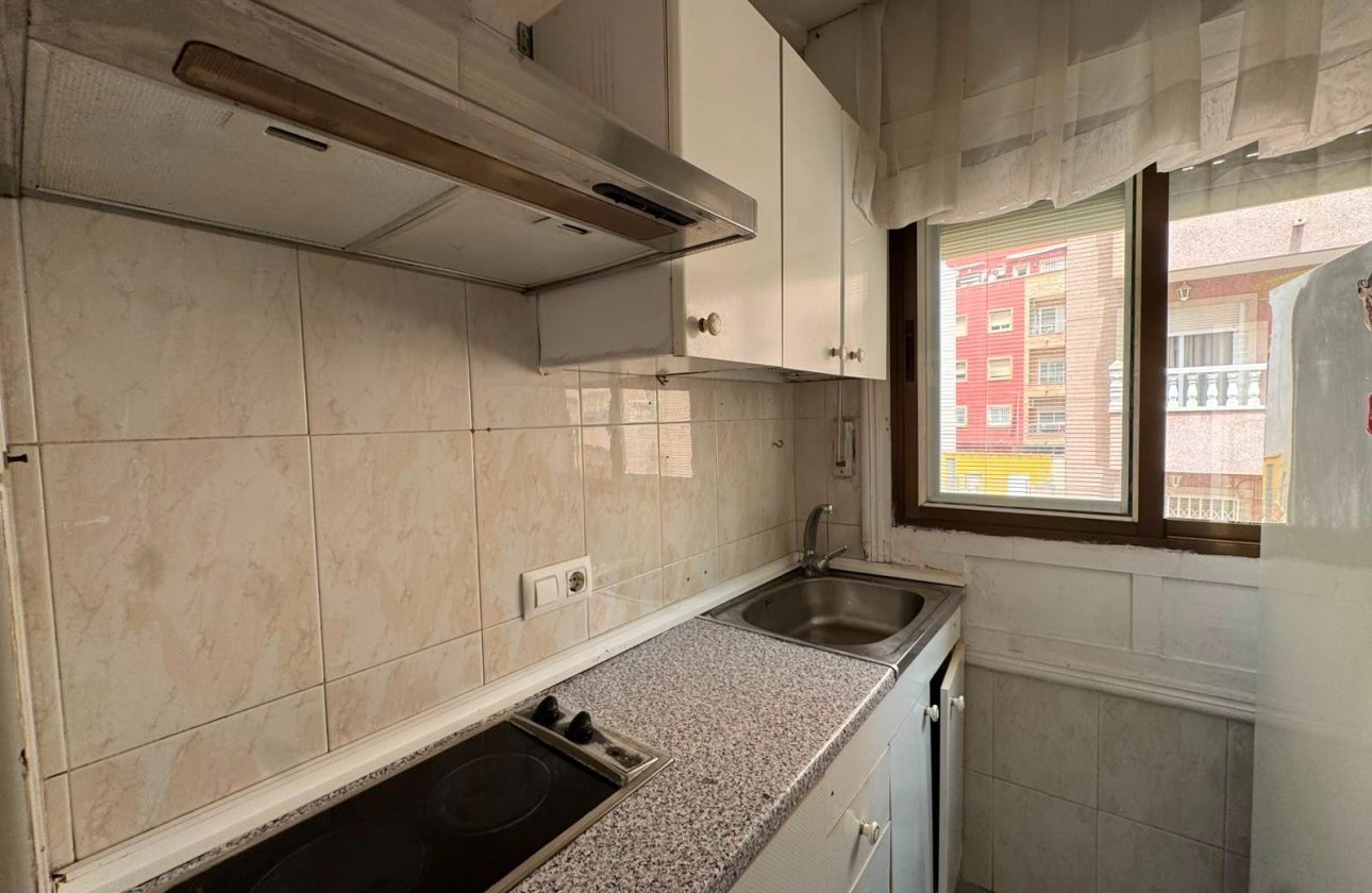 Resale - Studio - Torrevieja - Centro