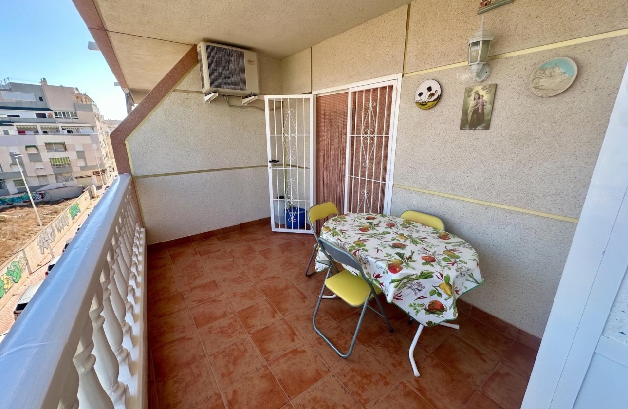 Reventa - Apartamento / piso - Torrevieja - La Mata pueblo